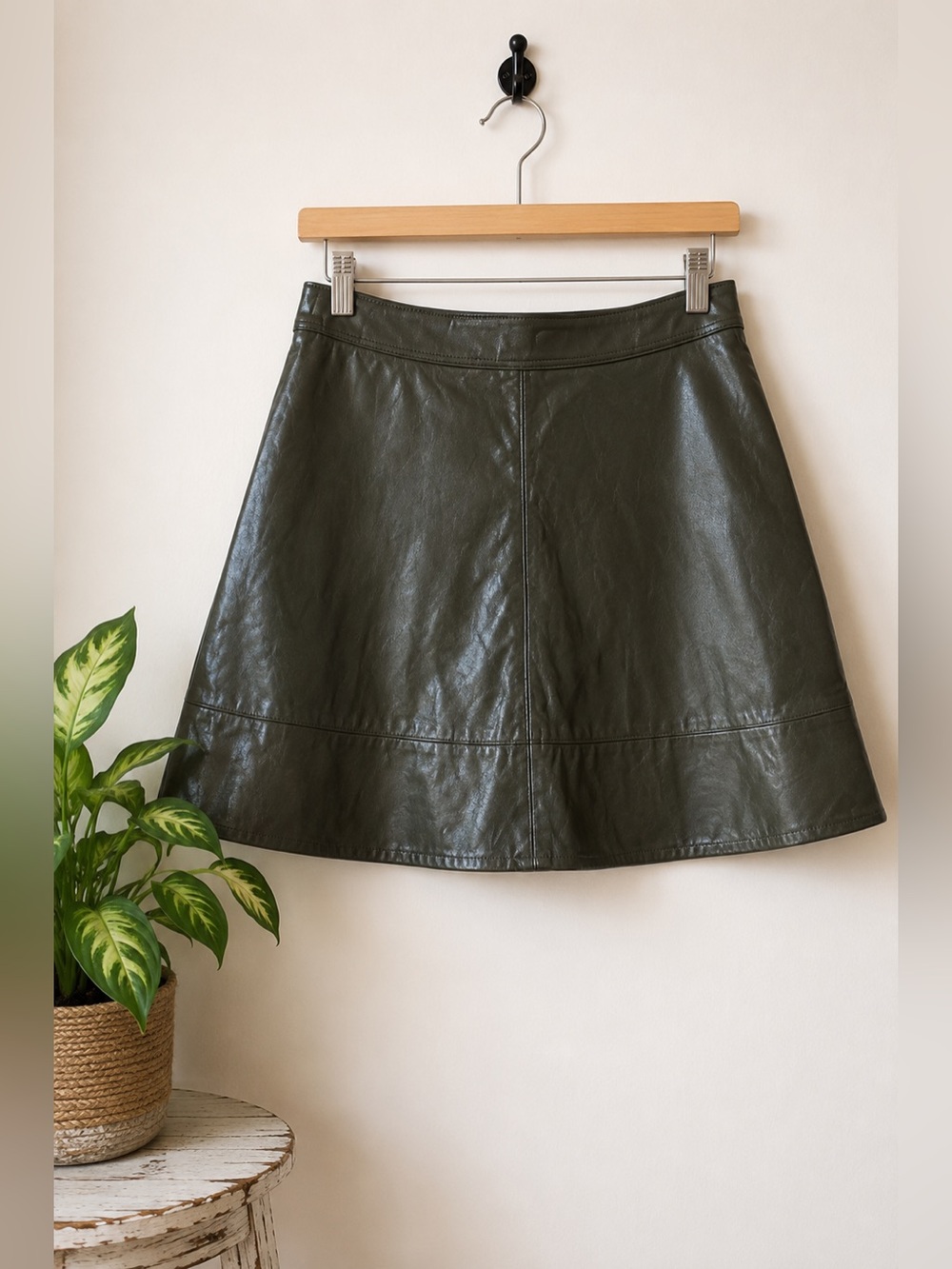 Lapis Military Green Vegan Leather Mini Skirt Sz M Streetwear Festival Y2K Retro